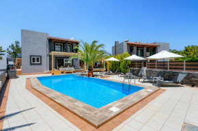 Villa Alpha by Villa Plus